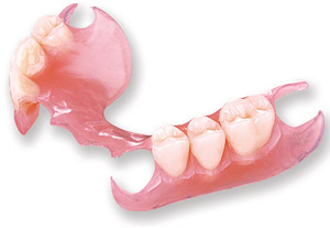 Основные правила ухода за зубными протезами